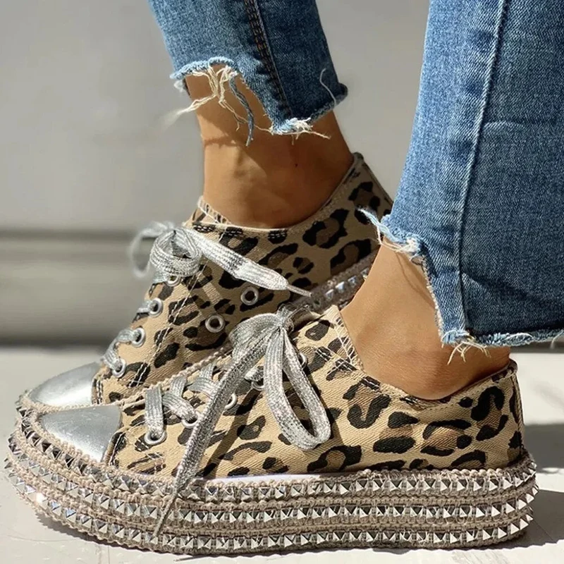 Odette - Hochwertige Segeltuchschuhe