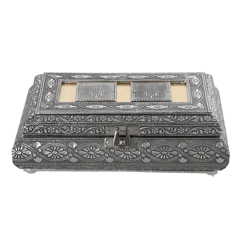 Handgefertigte Aufbewahrungsbox aus Teakholz mit Aluminiumfinish, Antik-Stil, Silber