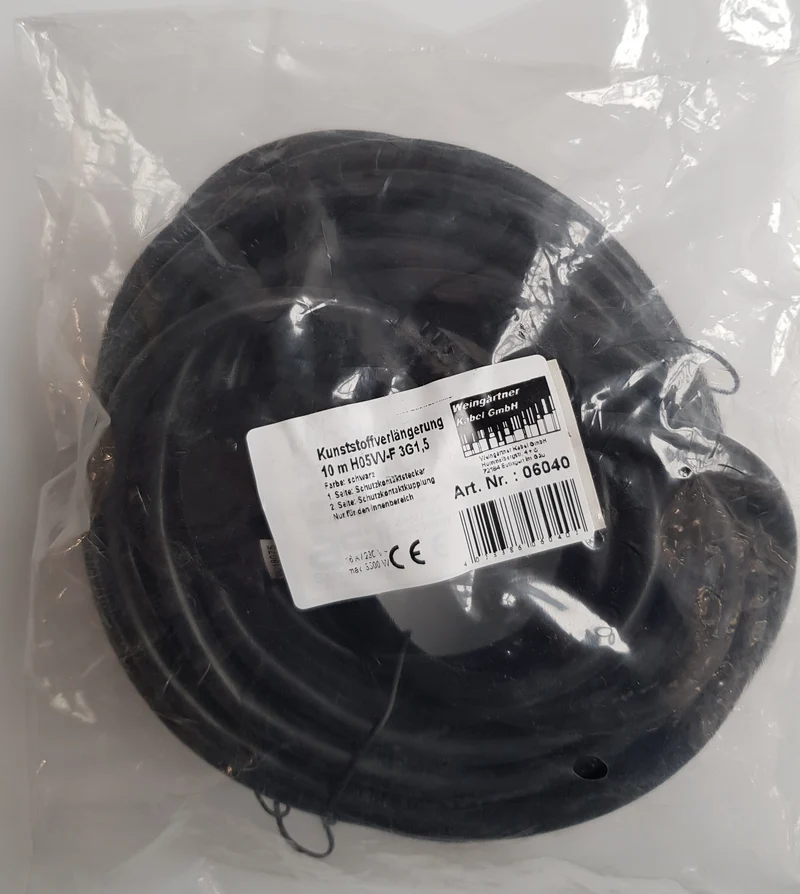PVC-Verlängerung 10m schwarz , mit Schukostecker und Kupplung H05VV-F 3G1,5