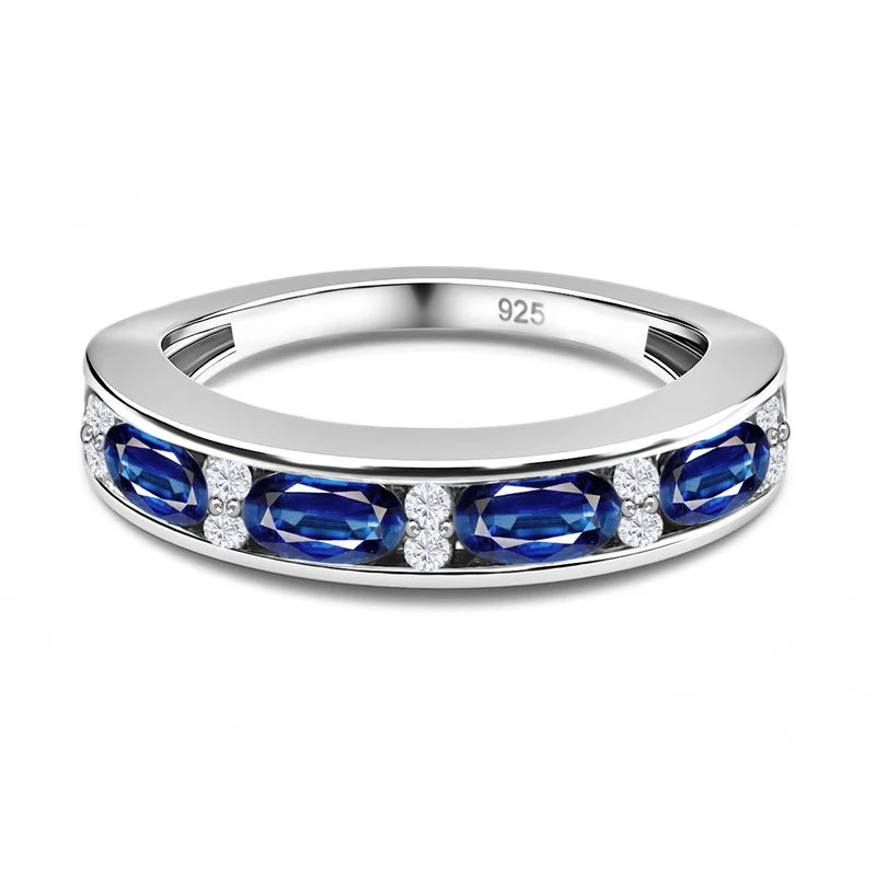 Masoala Saphir (Fissure gefüllt) und weißer Zirkon-Ring, 925 Silber platiniert ca. 1.62 ct