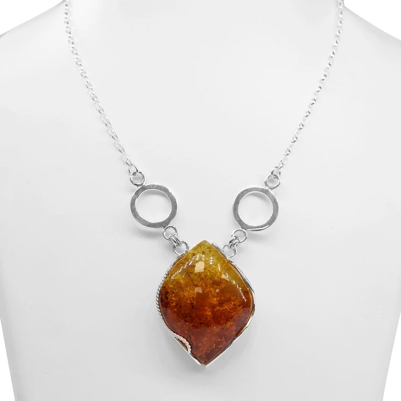 Natürliche, baltische Bernstein Halskette, ca. 48 cm, 925 Silber ca. 30.00 ct