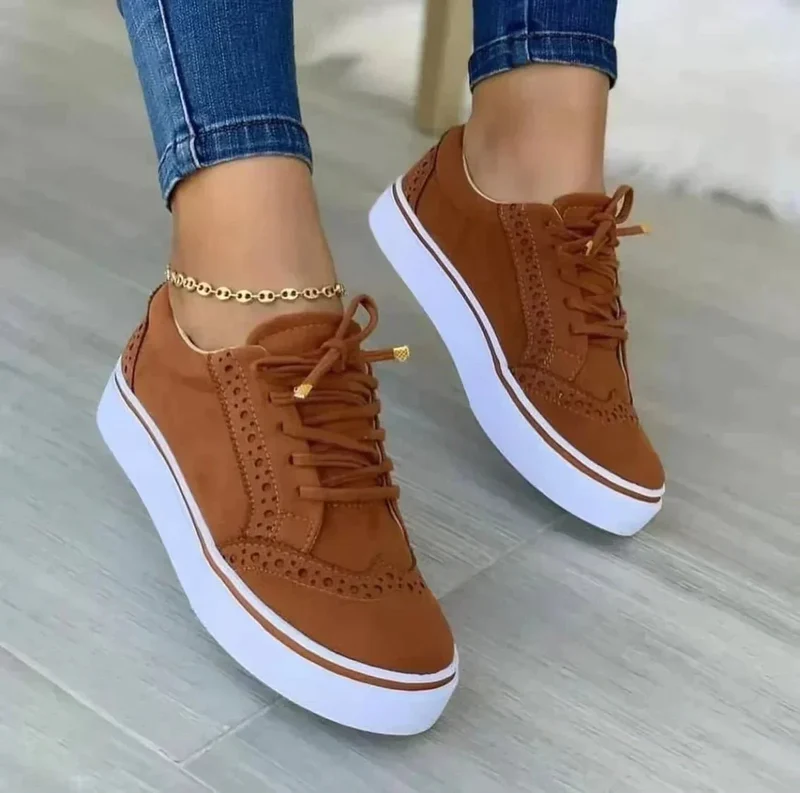 Angelina Schnürsneaker